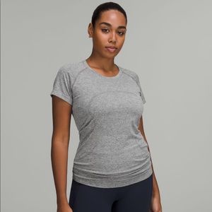 Lululemon Swiftly Tech 2.0 Shirt, Size 4